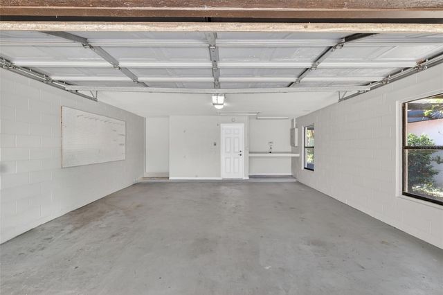 39 FOREST LANE, Eustis, FL 32726