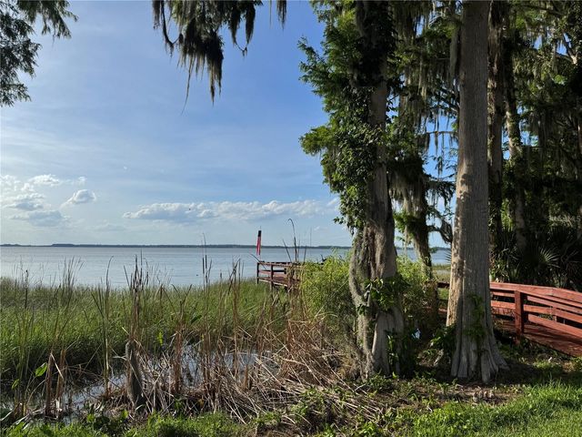 39 FOREST LANE, Eustis, FL 32726