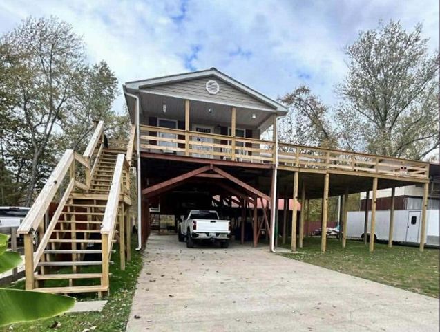 135 Tortoise Street, Greenup, KY 41144