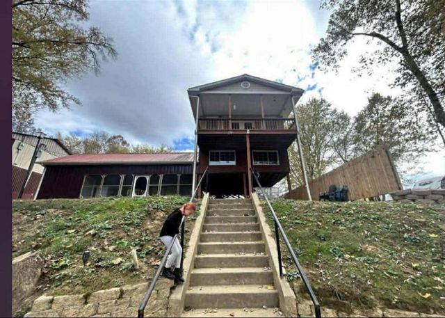 135 Tortoise Street, Greenup, KY 41144