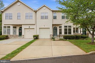 616 MANOR DR, Horsham, PA 19044