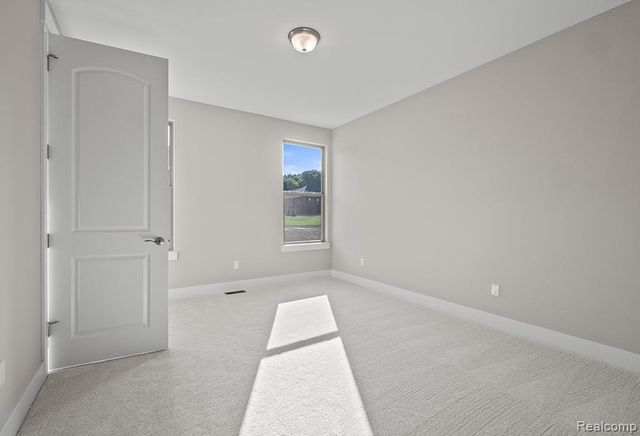 1057 Overlook Drive, Saline, MI 48176