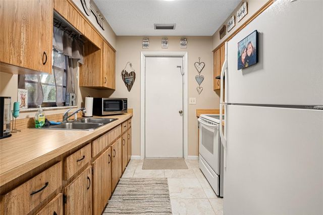 7200 SE 119TH PLACE, Belleview, FL 34420