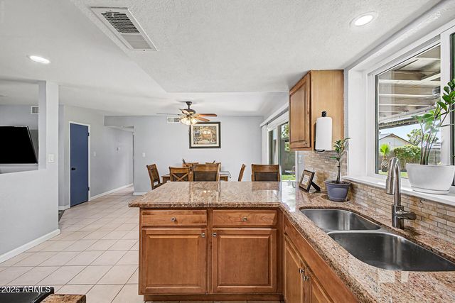19810 N 5TH Avenue, Phoenix, AZ 85027