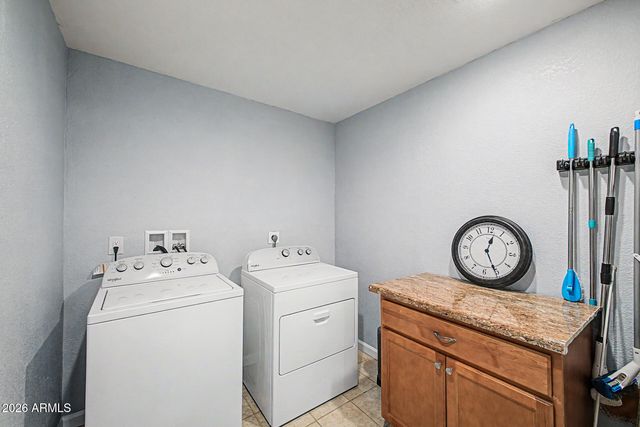 19810 N 5TH Avenue, Phoenix, AZ 85027