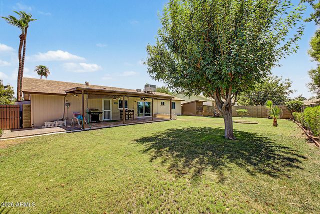 19810 N 5TH Avenue, Phoenix, AZ 85027