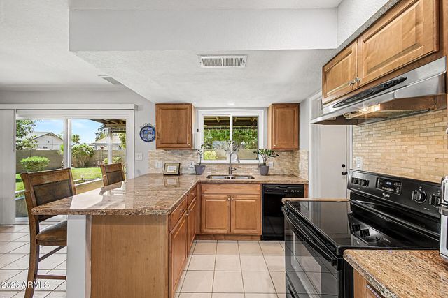 19810 N 5TH Avenue, Phoenix, AZ 85027