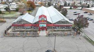 16153 Eureka Road, Southgate, MI 48195