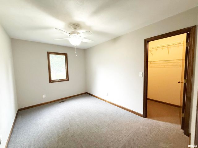 1908 BAYVIEW Court, Springfield, IL 62704