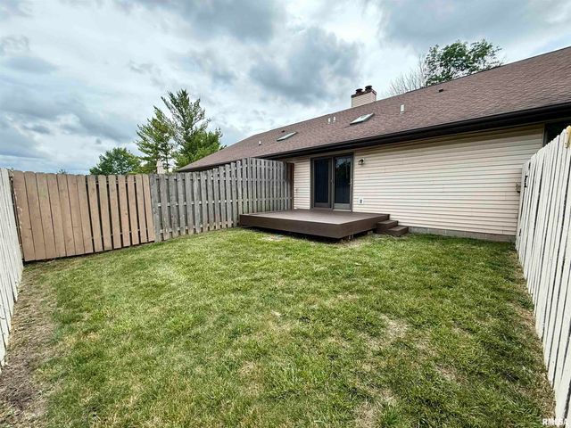 1908 BAYVIEW Court, Springfield, IL 62704