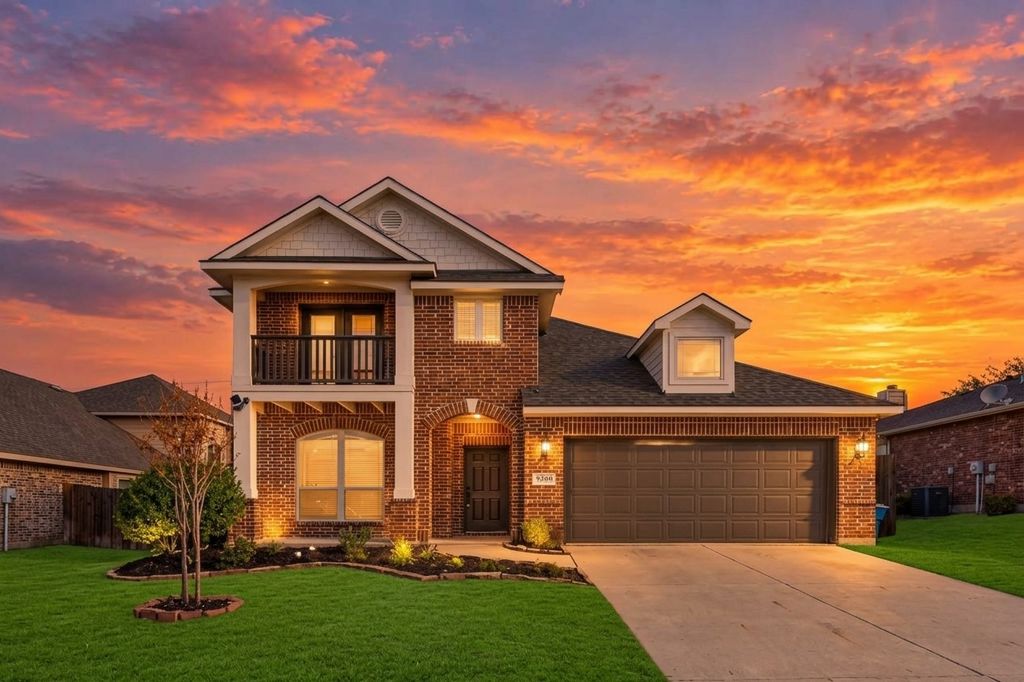 9300 Wellington Drive, Little Elm, TX 75068 — exterior