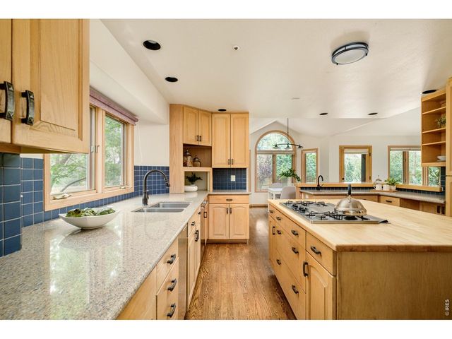 1127 Juniper Ave, Boulder, CO 80304