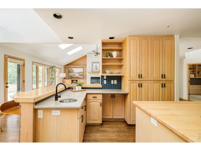 1127 Juniper Ave, Boulder, CO 80304