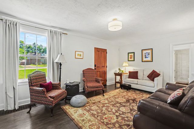1207 Kenwood Dr, Nashville, TN 37216