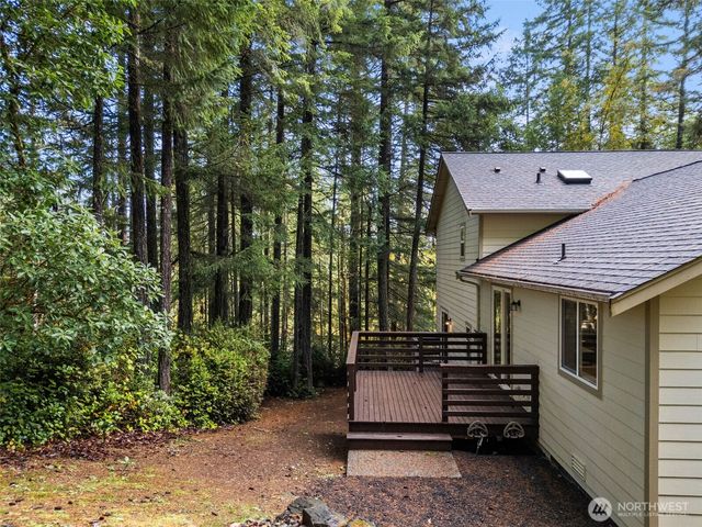 5527 NW Lause Way, Silverdale, WA 98383