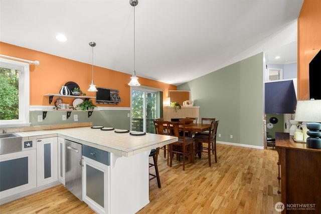 5527 NW Lause Way, Silverdale, WA 98383