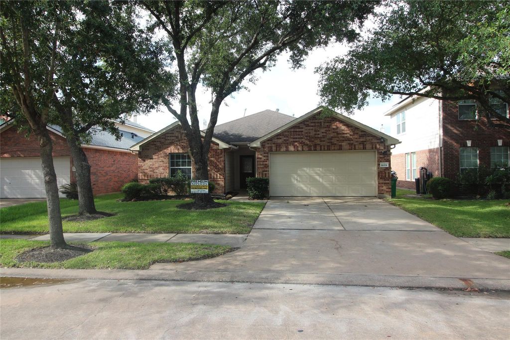 16531 Sperry Gardens Drive, Houston, TX 77095