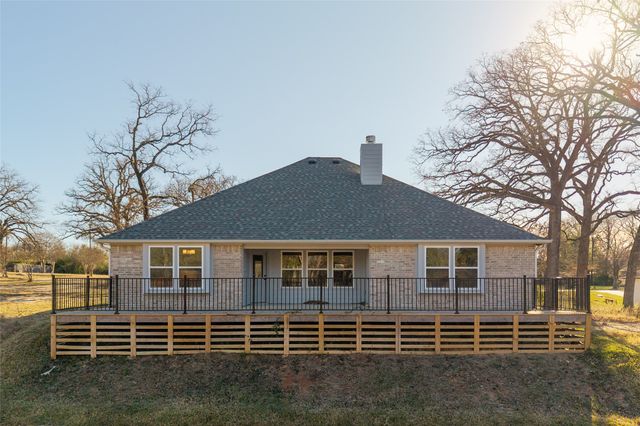 110 Saint Francis Lane, Mabank, TX 75156