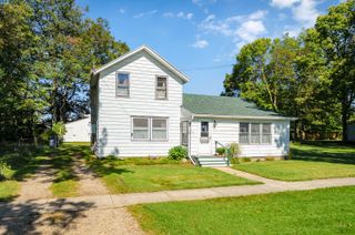 527 Osterhout Street, Schoolcraft Vllg, MI 49087