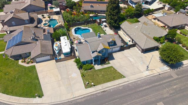 8121 Acacia St, Hilmar, CA 95324