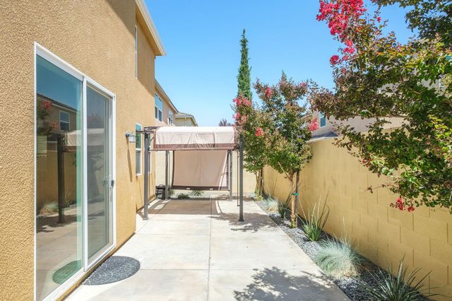 3482 Elevations Way, Clovis, CA 93619