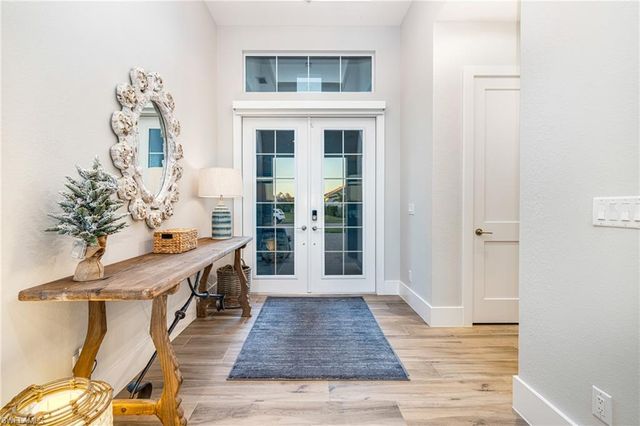 14248 Laguna Springs LN, Naples, FL 34114