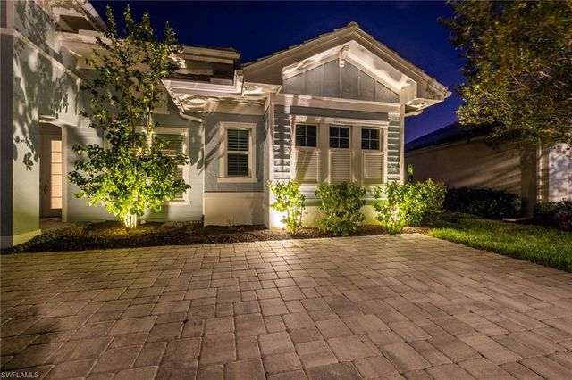 14248 Laguna Springs LN, Naples, FL 34114