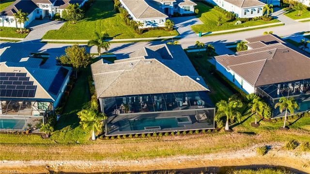 14248 Laguna Springs LN, Naples, FL 34114