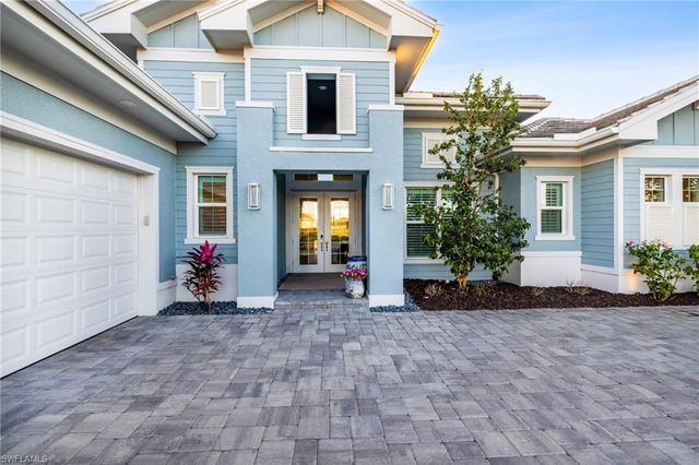 14248 Laguna Springs LN, Naples, FL 34114