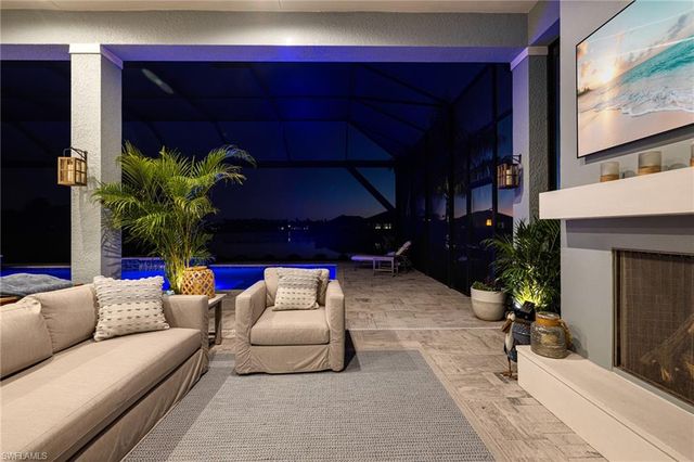 14248 Laguna Springs LN, Naples, FL 34114