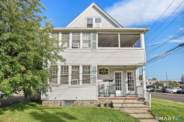 6 Parkway Drive, Stratford, CT 06614
