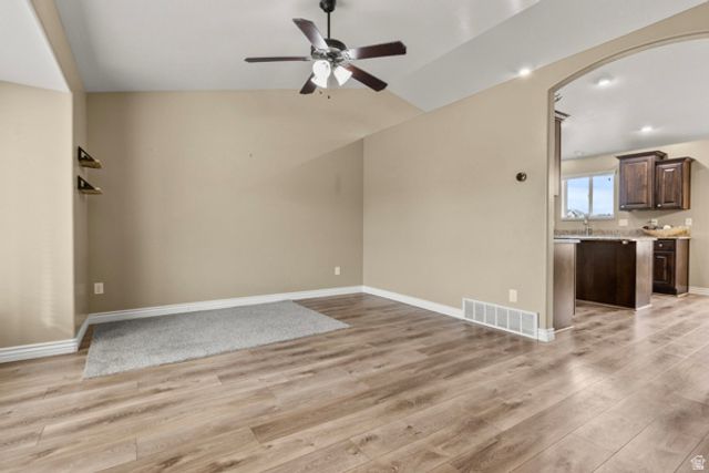 884 WILLOWBROOK LN, Pleasant View, UT 84404