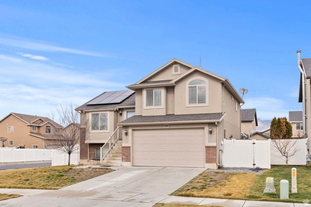 884 WILLOWBROOK LN, Pleasant View, UT 84404