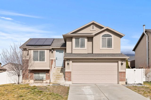 884 WILLOWBROOK LN, Pleasant View, UT 84404