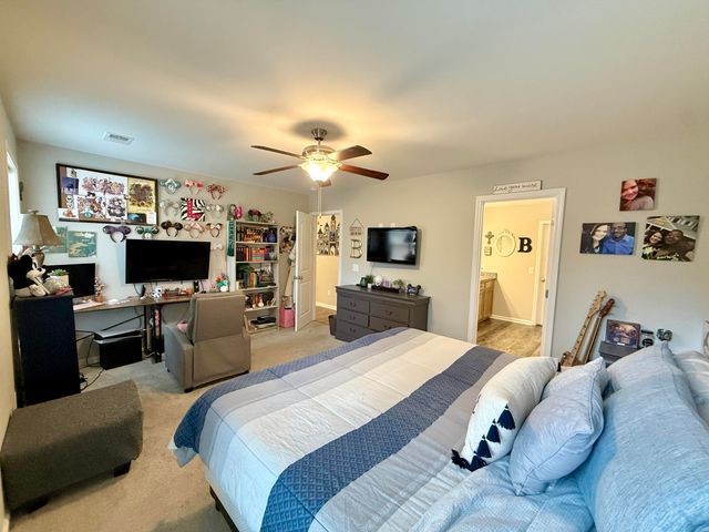 4 Ramblewood Lane, Wedgefield, SC 29168