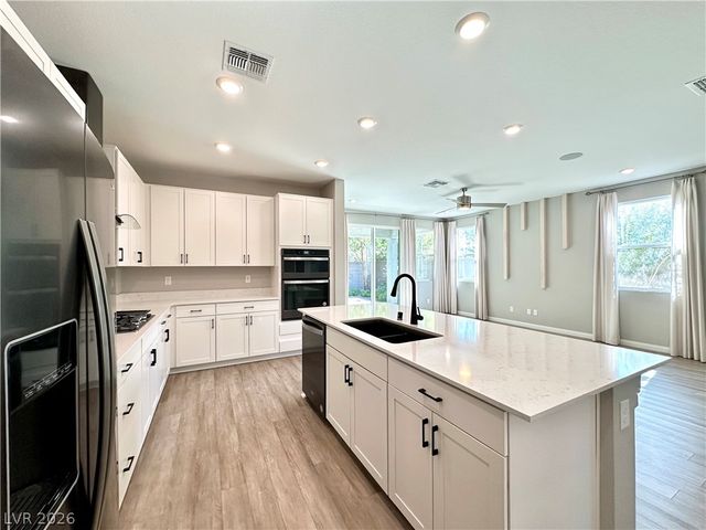 6084 Neptuno Street, Las Vegas, NV 89113