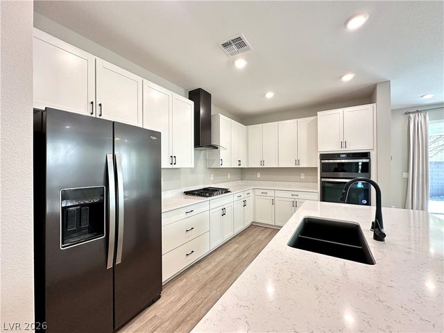 6084 Neptuno Street, Las Vegas, NV 89113