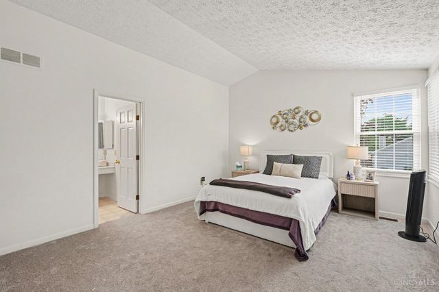 100 Thorobred Road, Loveland, OH 45140