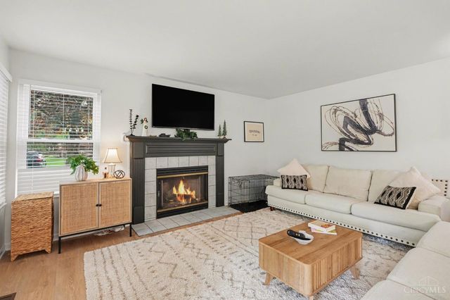 100 Thorobred Road, Loveland, OH 45140