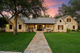 100 Painted Horse TRL, Burnet, TX 78611