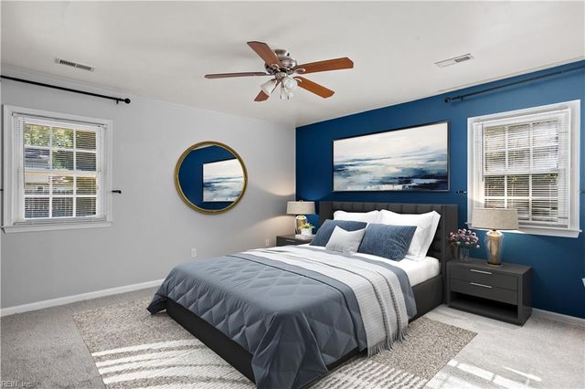 11 Newgate Village RD, Hampton, VA 23666