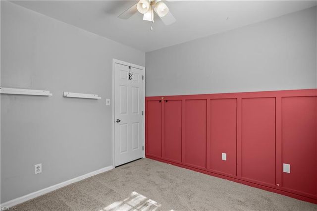 11 Newgate Village RD, Hampton, VA 23666