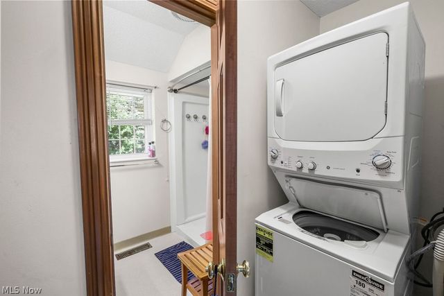 541 E Main Street, Ravenna, OH 44266