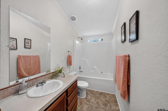 14110 state highway 31 E, Tyler, TX 75705
