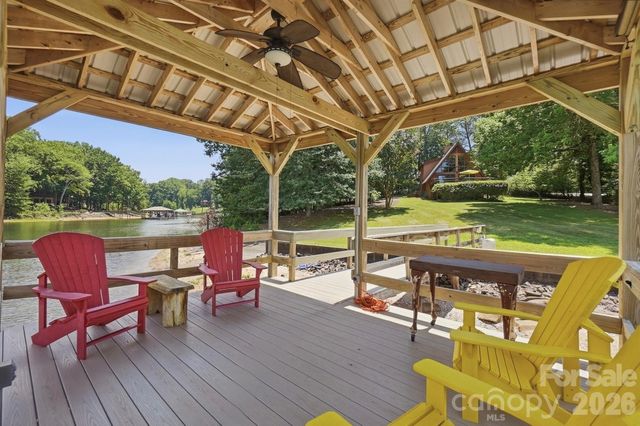 131 Pentland Court, Mooresville, NC 28117
