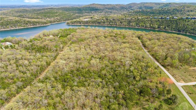 Lot 45 Oaks Landing Drive, Eureka Springs, AR 72631