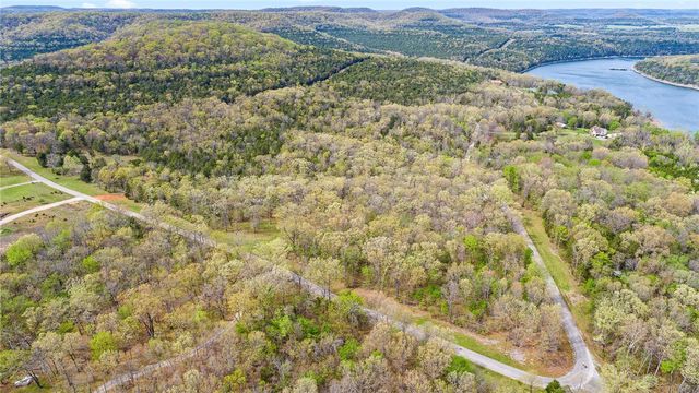 Lot 45 Oaks Landing Drive, Eureka Springs, AR 72631
