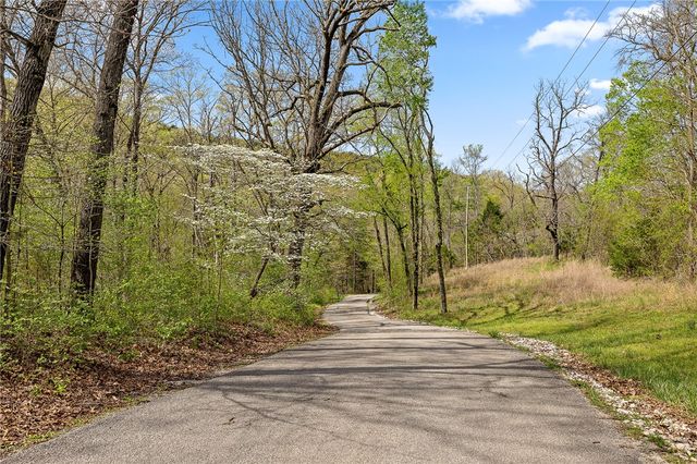 Lot 45 Oaks Landing Drive, Eureka Springs, AR 72631