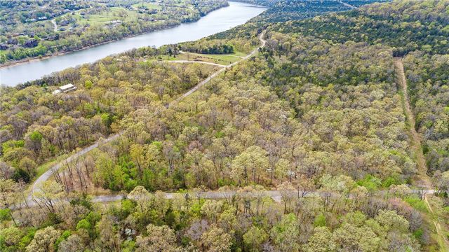 Lot 45 Oaks Landing Drive, Eureka Springs, AR 72631