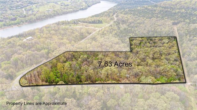 Lot 45 Oaks Landing Drive, Eureka Springs, AR 72631